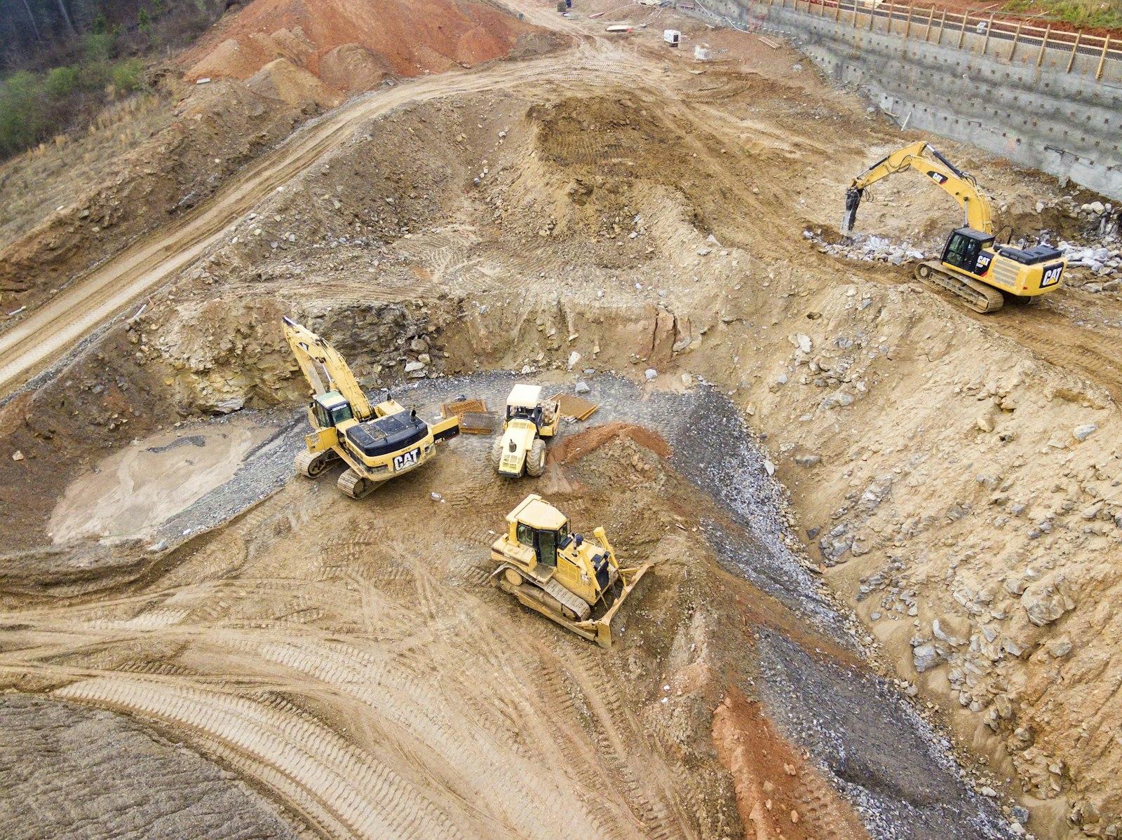 Gestão de Riscos Climáticos na Construção: Guia para Obra Pesada