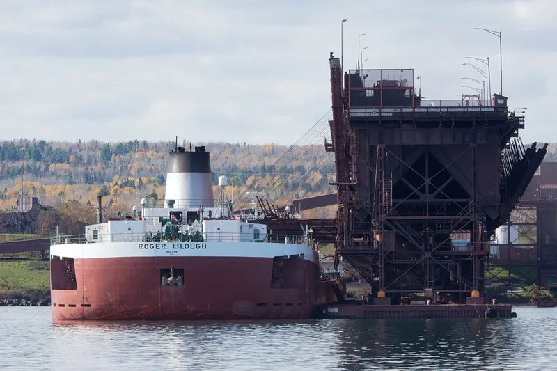 Porto exportador de minério no Chile